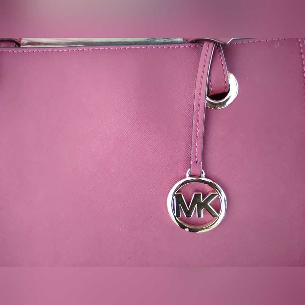 Michael Kors Walsh Berry Multifunctional Leather Medium Tote Purse New With Tags - Picture 6 of 16